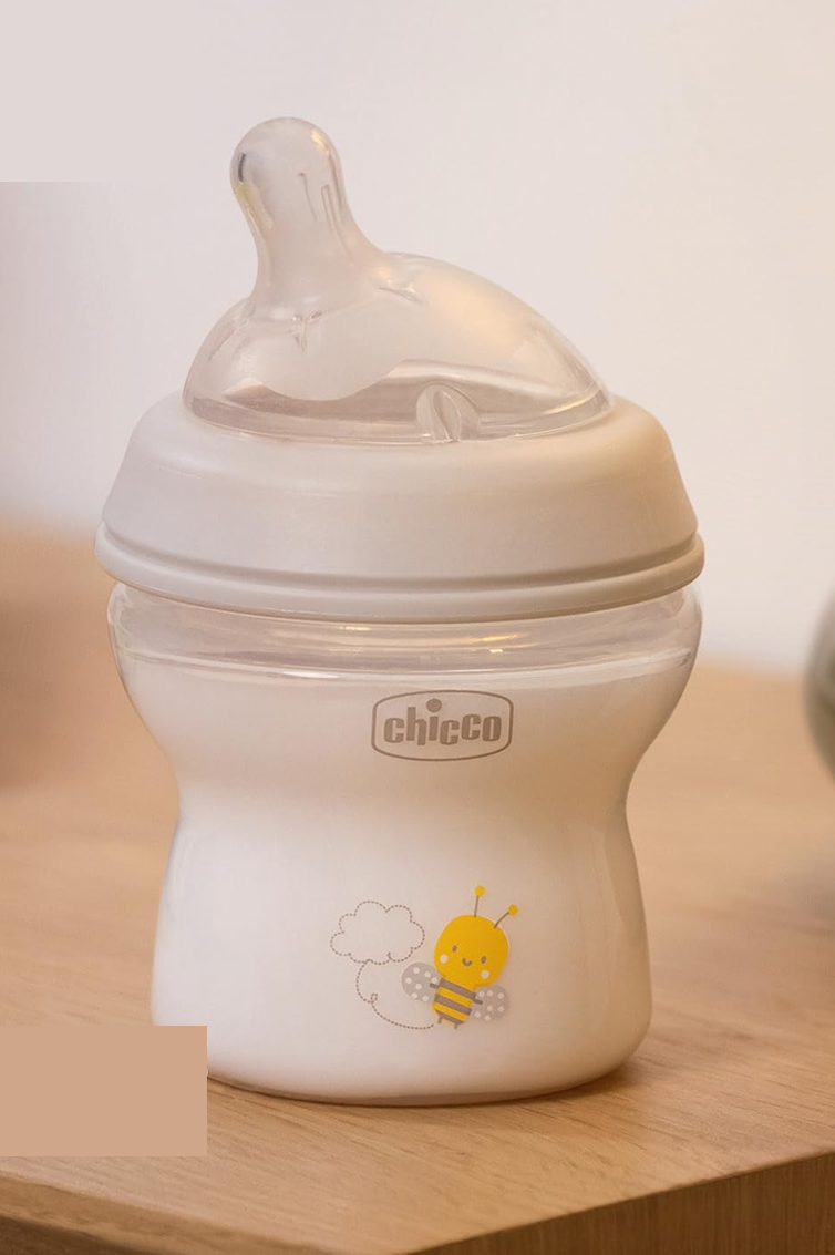 CHICCO NaturalFeeling cumisüveg 150 ml 0+ lassú folyás