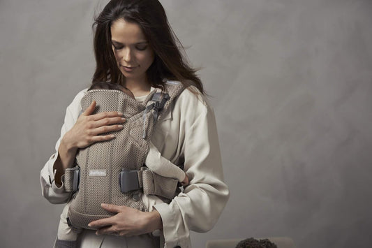 BABYBJORN ONE AIR nosidełko ergonomiczne 3,5-15kg AIRY MESH