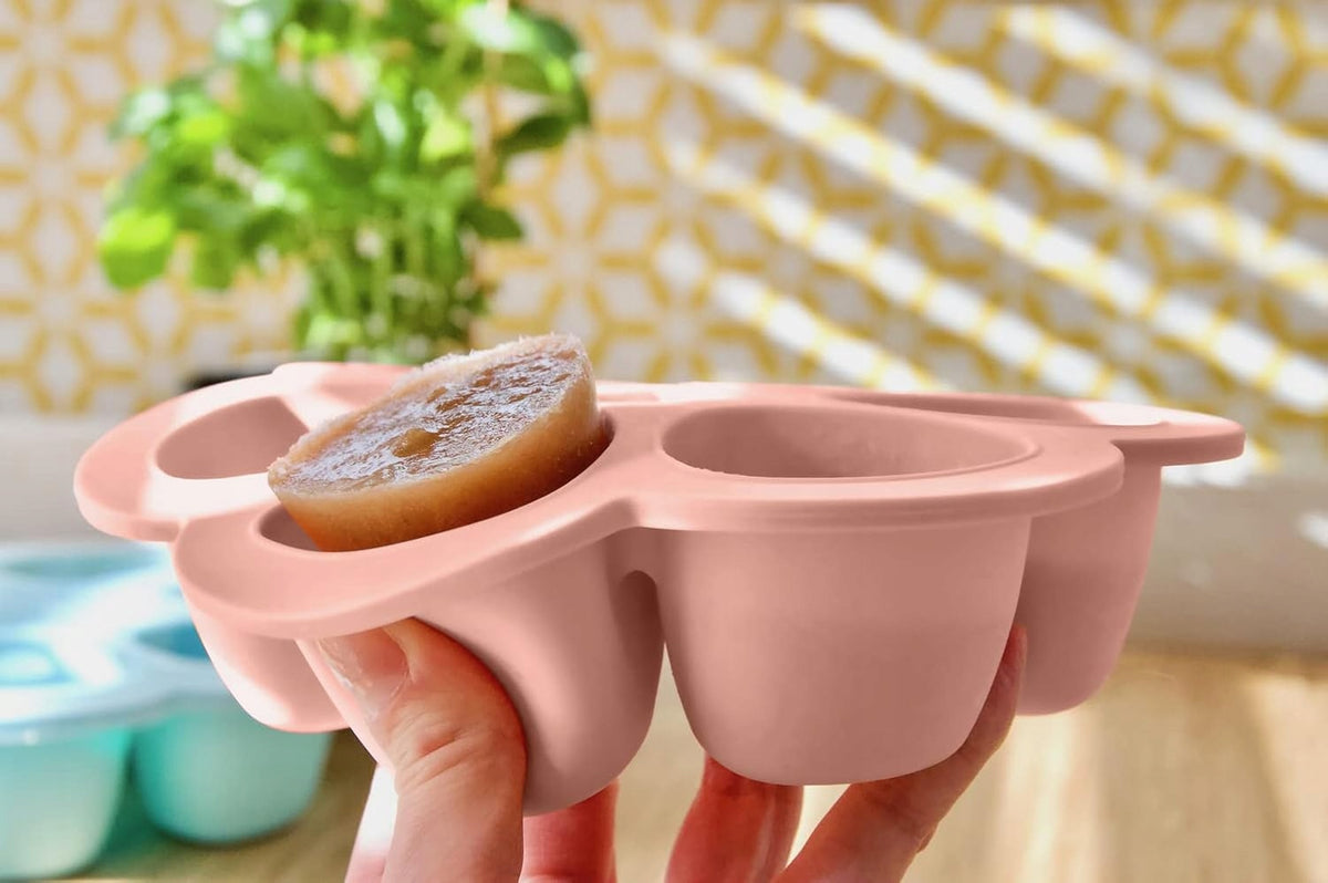 BEABA silicone container with lid