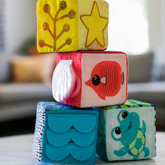 BABY EINSTEIN Explore & Discover Blocks miękkie klocki edukacyjne 4 sztuki