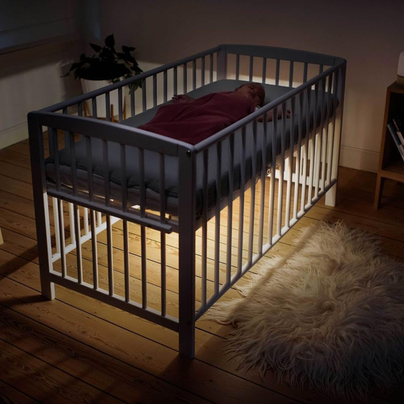 MAXI-COSI Glow intelligens éjjeli lámpa kiságy alá, applikációval, 30 cm