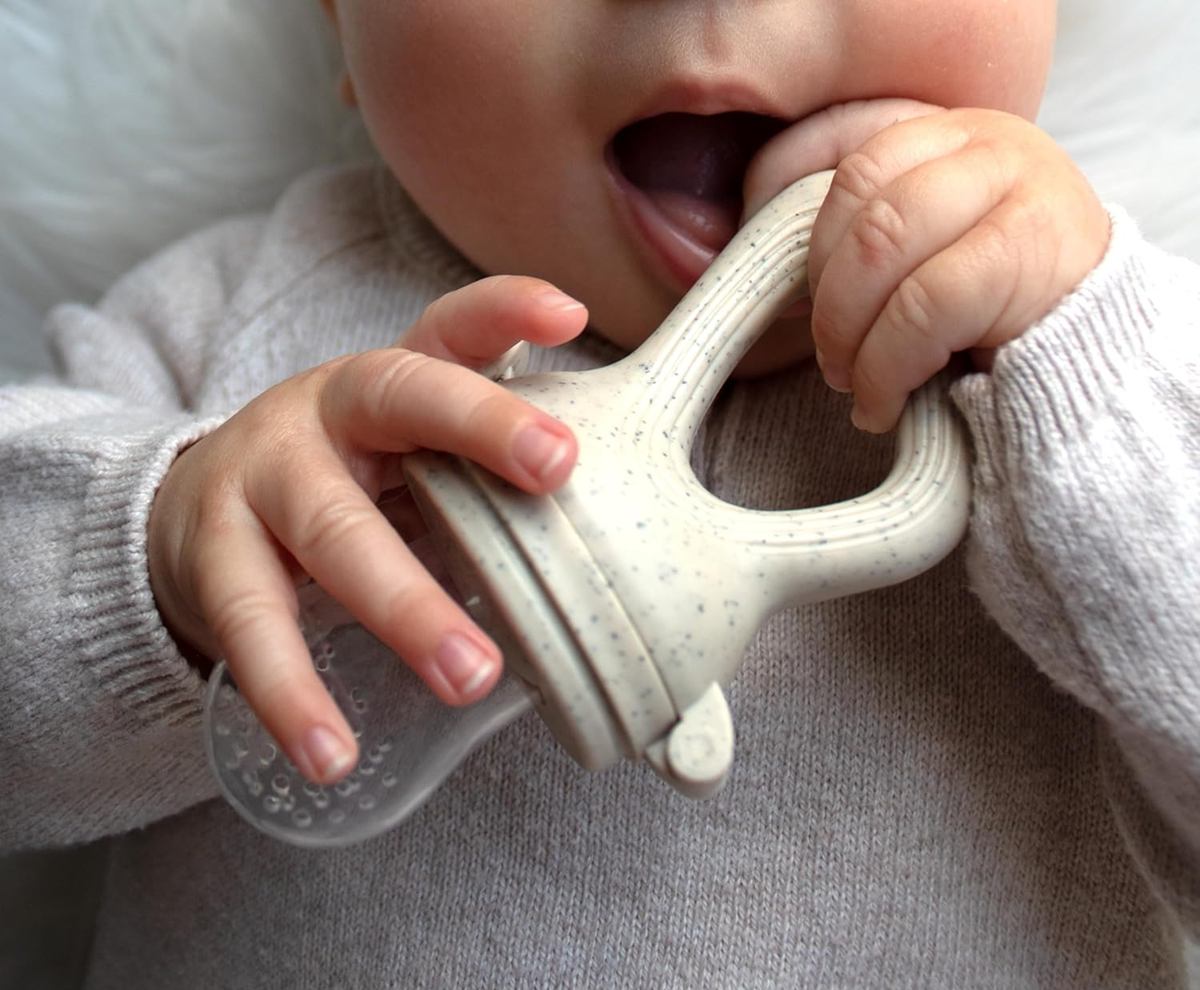 BABYLEDO podajnik smoczek do owoców dla dzieci 4 m+