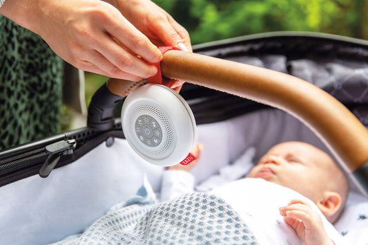 ZAZU Suzy Kompakter tragbarer Beruhigungshelfer für Babys mit Spieluhr 6 Melodien