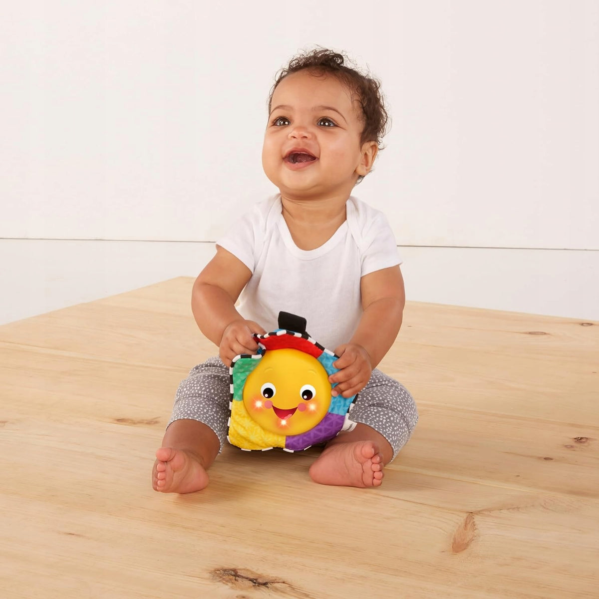Jucărie muzicală cu lumini BABY EINSTEIN STEA 19 cm