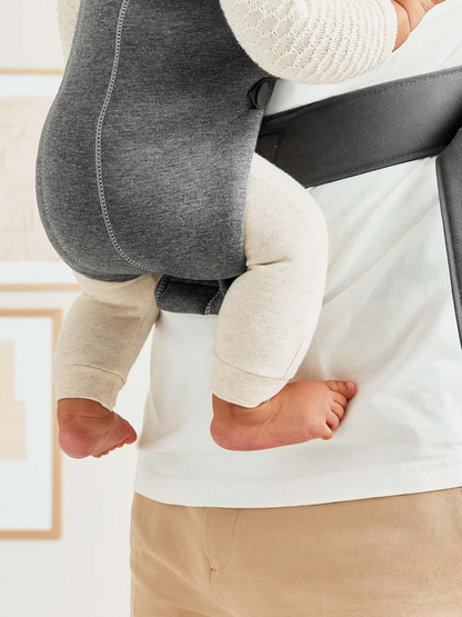 BABYBJORN MINI 3D Jersey ergonomikus babahordozó 3–11 kg