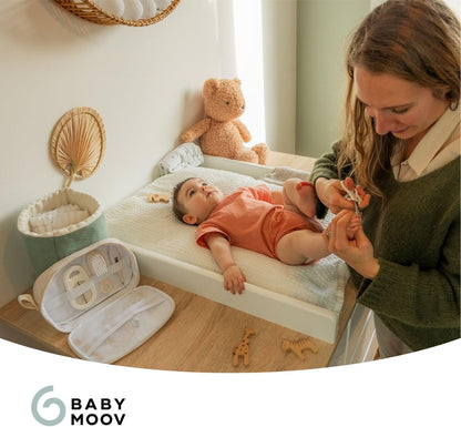 BABYMOOV zestaw pielęgnacyjny 9 elementów od urodzenia – praktyczny zestaw do codziennej pielęgnacji niemowlęcia