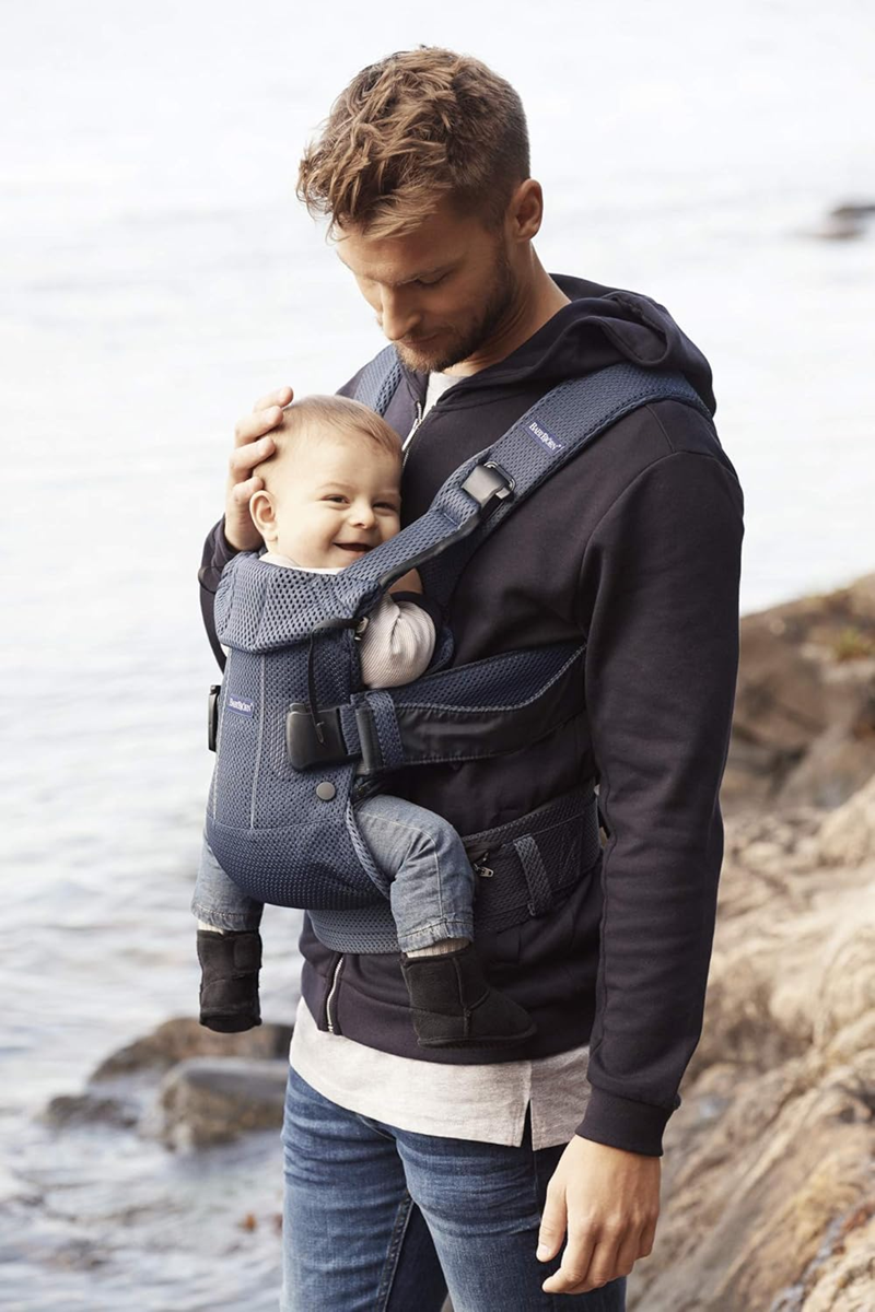 BABYBJORN ONE AIR ergonomikus babahordozó 3,5–15 kg