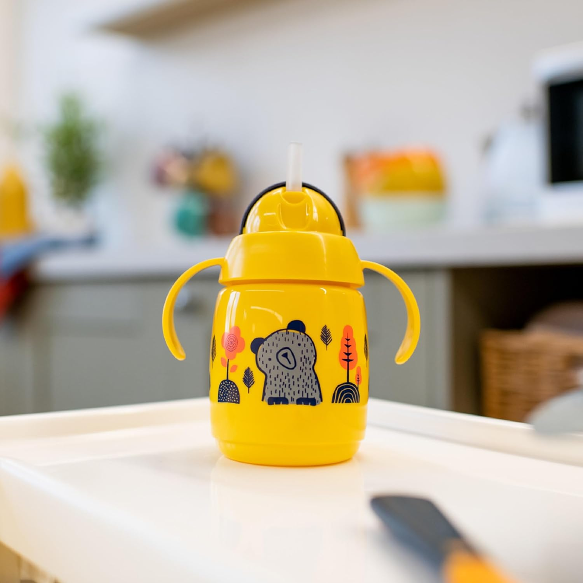 TOMMEE TIPPEE Superstar kubek niekapek 300 ml 6 hónap+