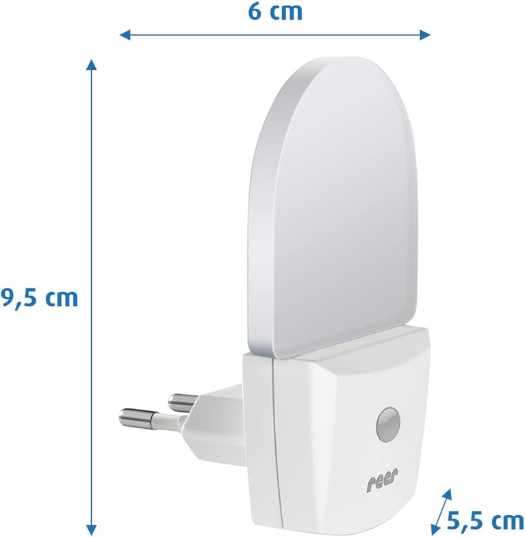 REER NightGuide LED night light for an outlet, darkness sensor, 6 x 9.5 cm