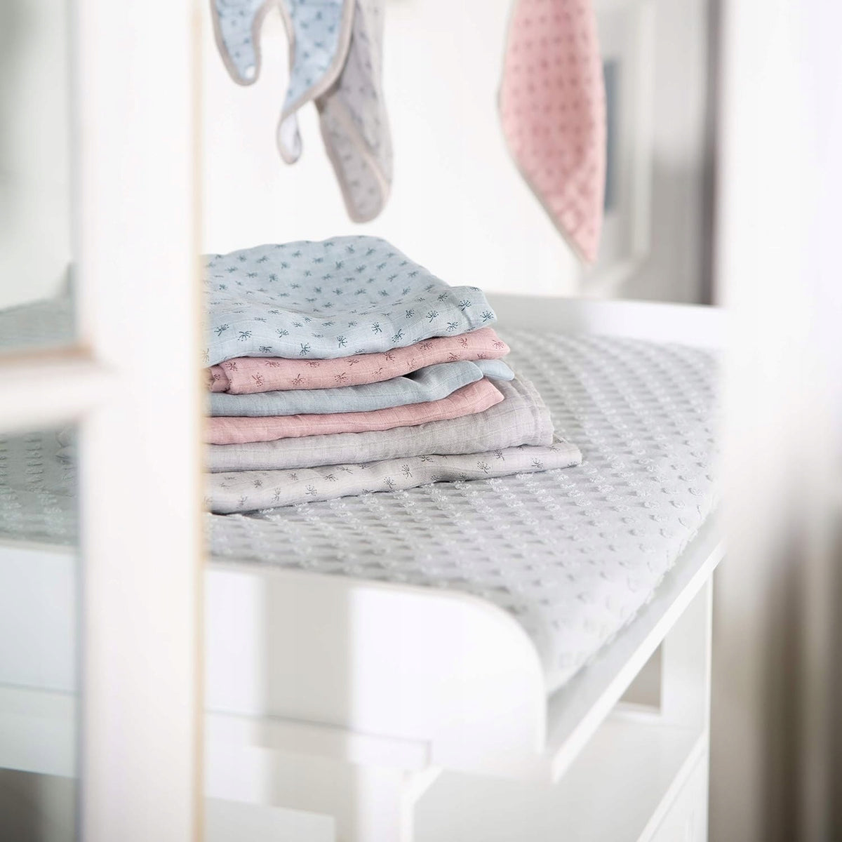 ROBA Lil Planet Changing table cover