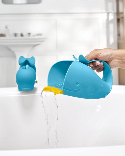 SKIP HOP Moby öblítő edény hajmosáshoz 710 ml BÁLNA