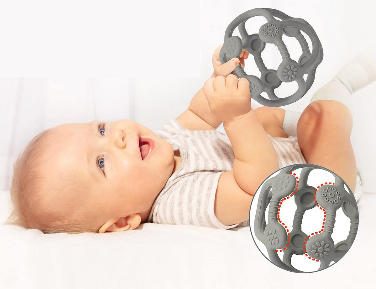 MCGMITT Teether Ball szilikon rágóka 10 cm