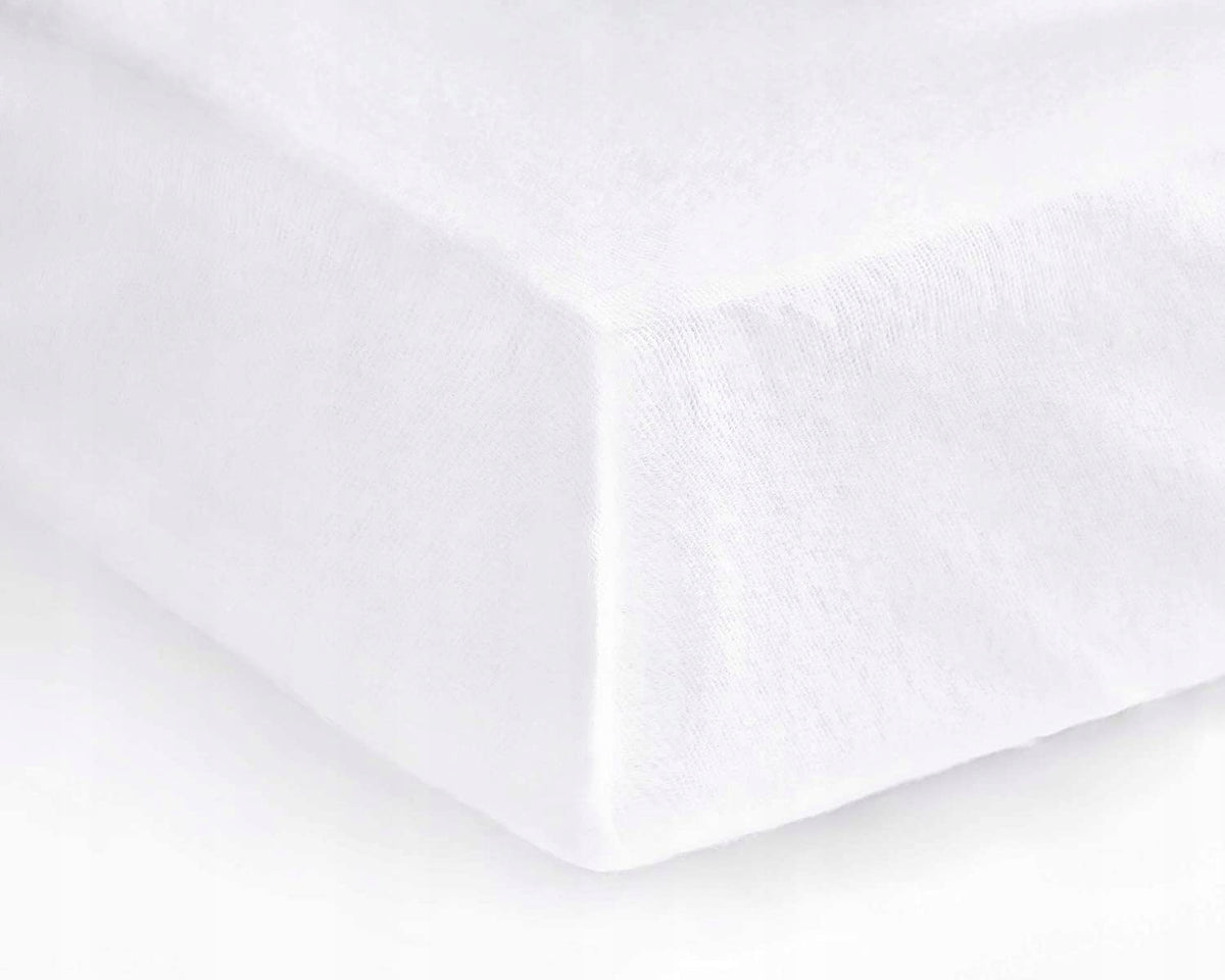 JULIUS ZOLLNERwaterproof sheet with elastic band100% cotton, moisture-proof layer: 100% polyurethane70 x 140