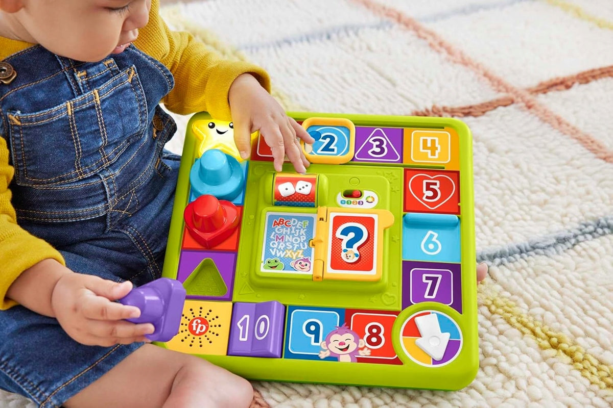 FISHER-PRICE HRB74 interaktywna plansza do gry 40 dźwięków J. NIEMIECKI