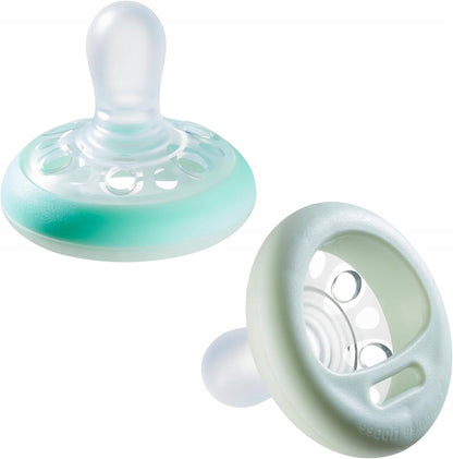 TOMMEE TIPPEE sucette orthodontique x2 0-6mois BRILLE DANS LE NOIR