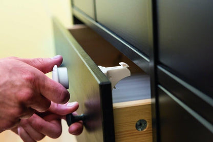 ABUS Junior Carecupboard and drawer protectionSet contains 3 piecescolour whiteNew condition