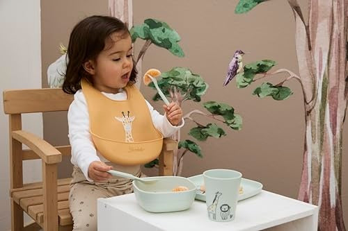 STERNTALER śliniak silikonowy z kieszonką regulowany BPA FREE