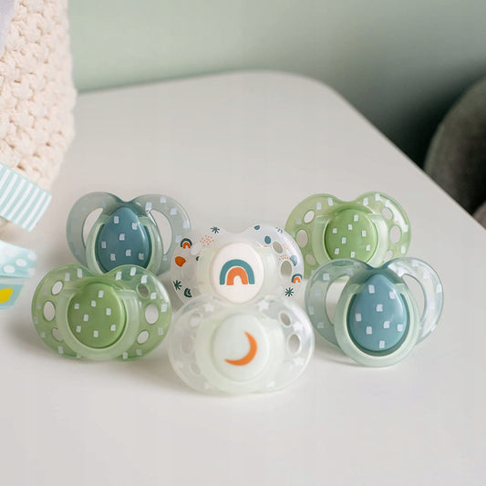 TOMMEE TIPPEE Schnuller symmetrisch x6 NACHTLEUCHTEND 18-36