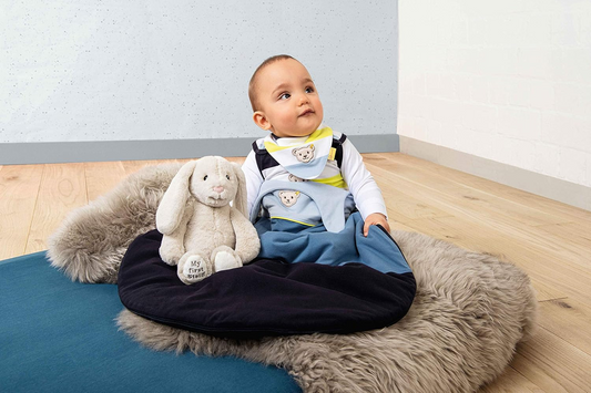 STEIFF Hoppie nyuszi plüss ölelgetős játék 26 cm