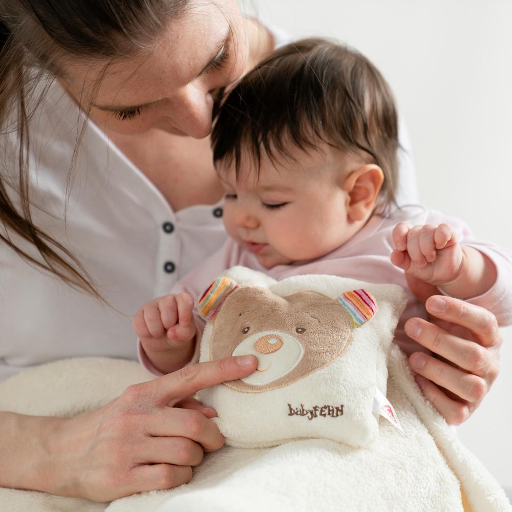 Fehn Rainbow Teddy kirsebærstensvarmepude 16 cm