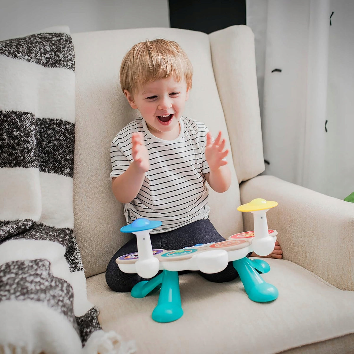 HAPE Baby Einstein tobă din lemn cu atingere pentru copii